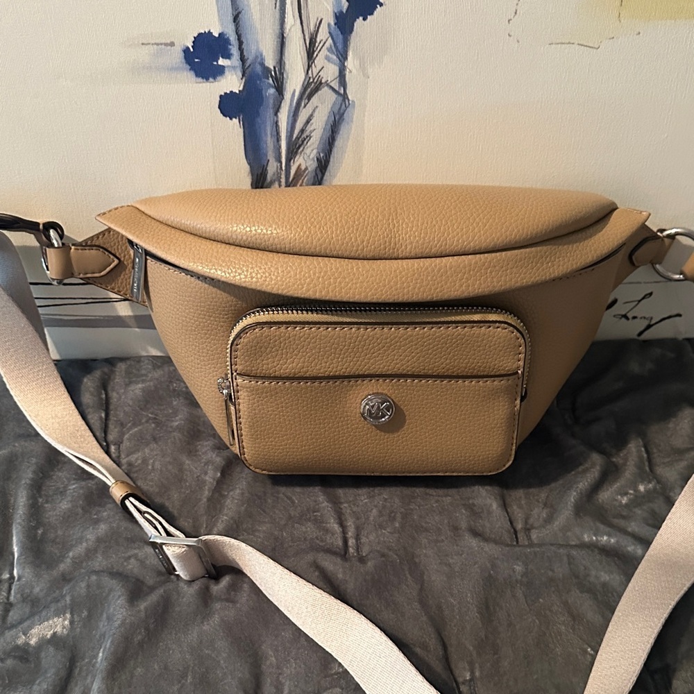 Michael Kors waist/ Crossbody bag with matching wallet